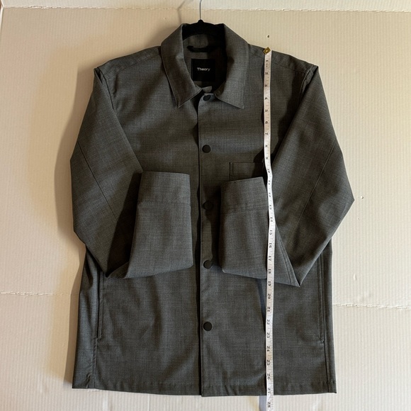 Theory-Rye Virgin Wool Gray Over Shirt/Shacket with 3 pockets.Like New.Size L - Picture 8 of 9